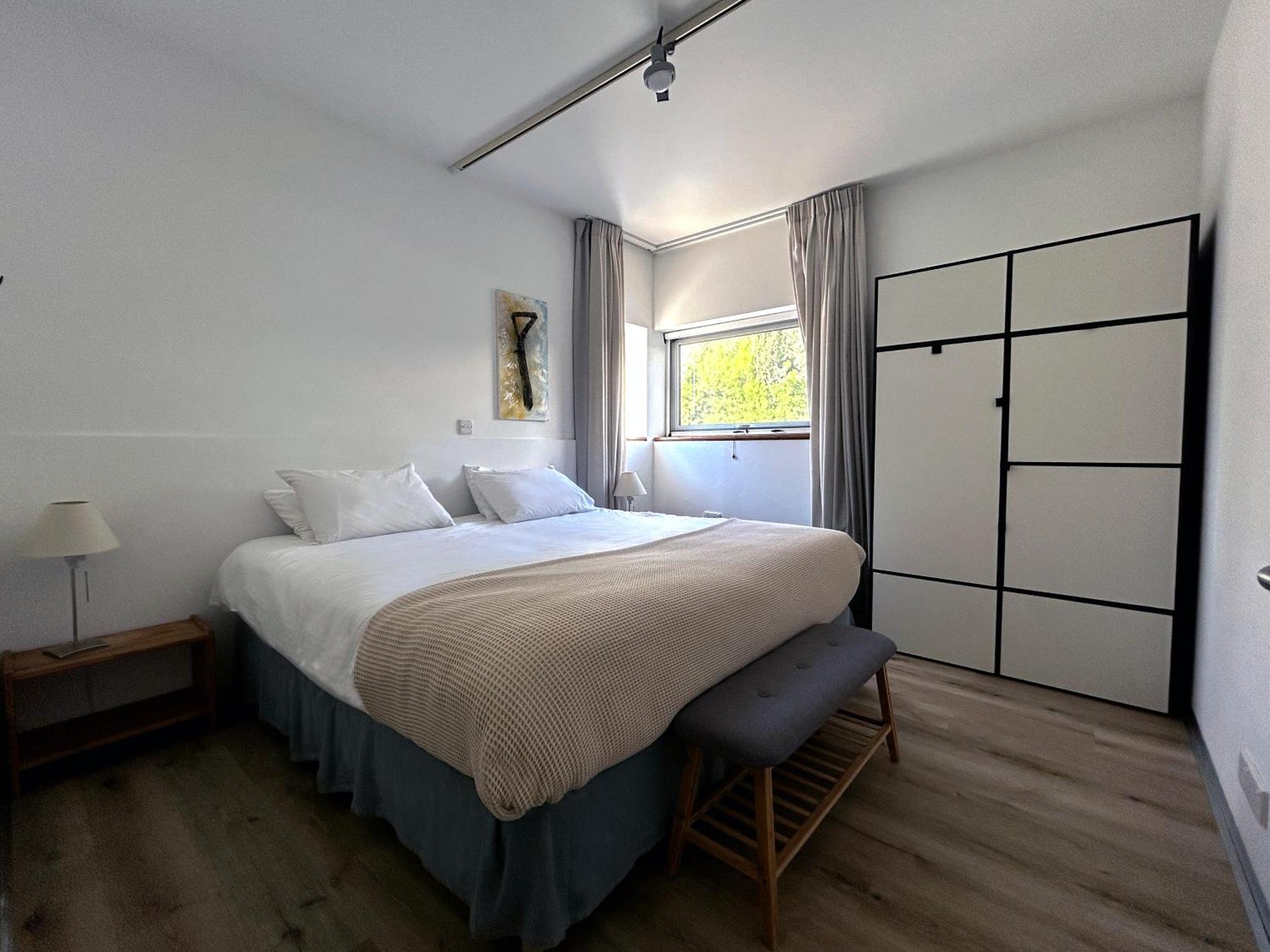 Art By Praxis Appartement Governor's Beach Buitenkant foto