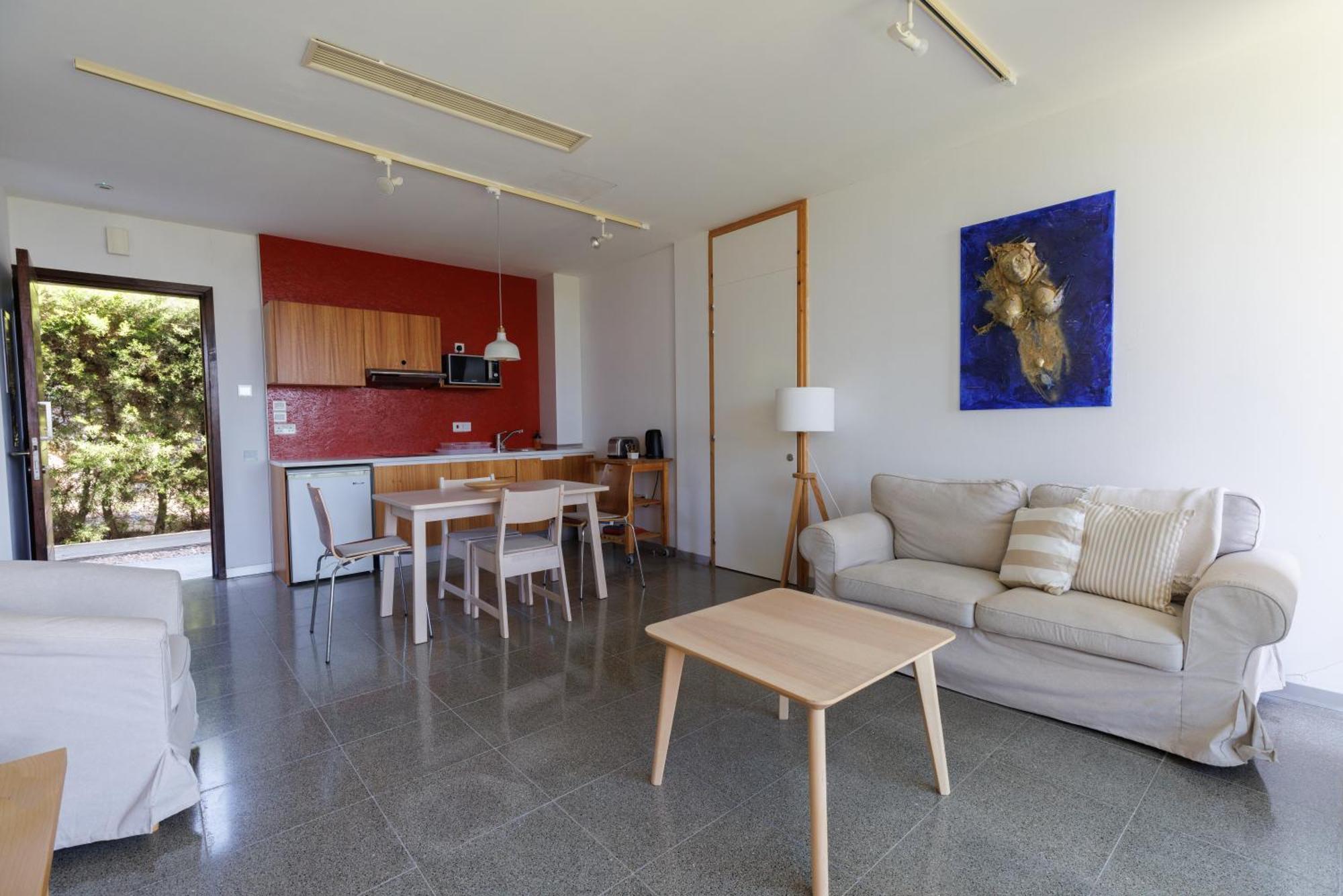 Art By Praxis Appartement Governor's Beach Buitenkant foto